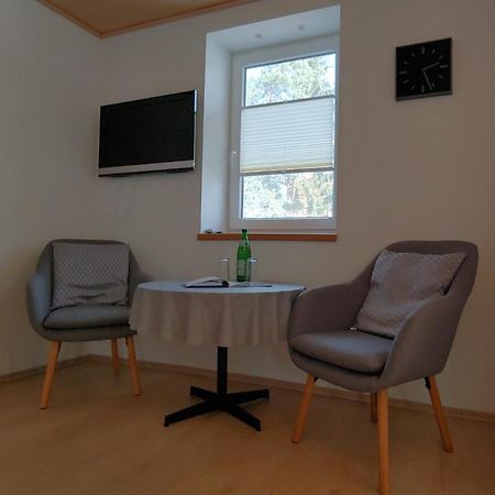 Moderne Ferienwohnungen Am Kurpark - Zentral, Ruhig & Nah Am Edersee Бад Вилдунген Екстериор снимка