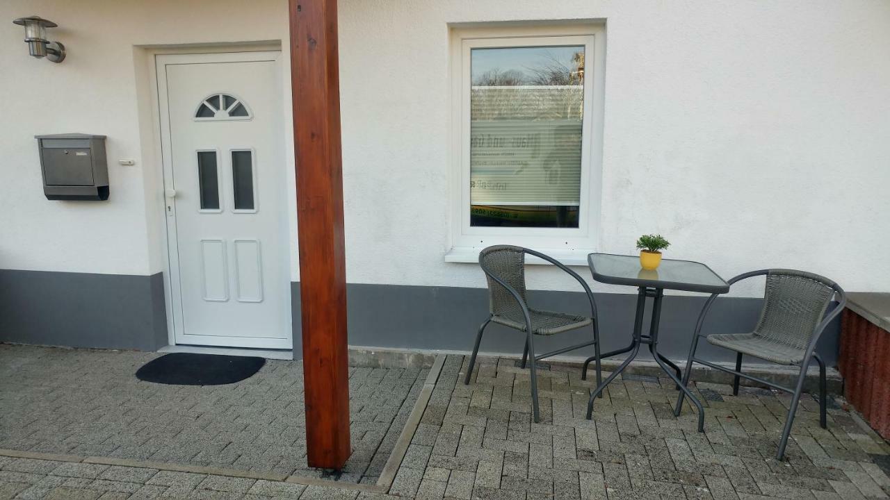 Moderne Ferienwohnungen Am Kurpark - Zentral, Ruhig & Nah Am Edersee Бад Вилдунген Екстериор снимка